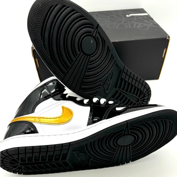 Air Jordan 1 Mid SE Men’s Sneakers, Size 10.5-NIB - Picture 5 of 7